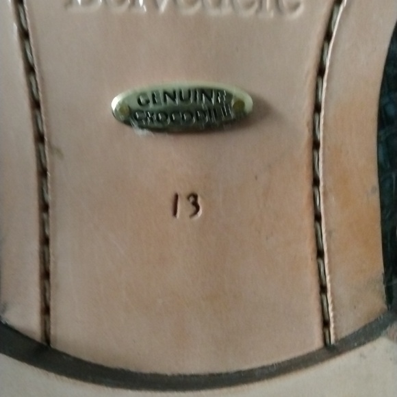 Shoes - Picture 2 of 3